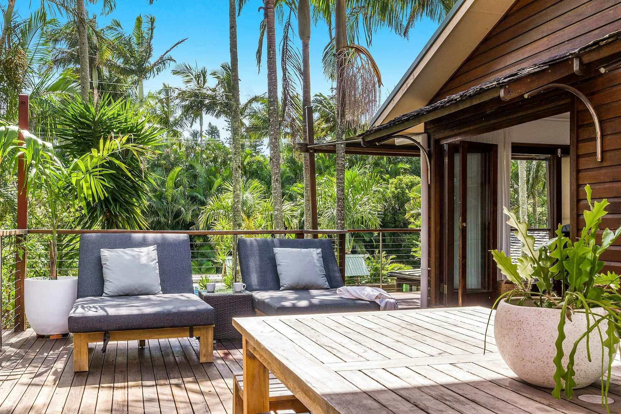 Byron Blisshouse Penthouse - Byron Bay - Balcony Seating Area