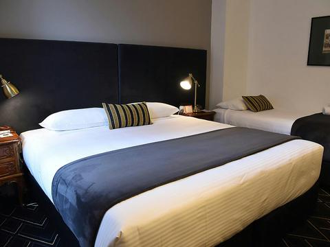 Castlereagh Boutique Hotel