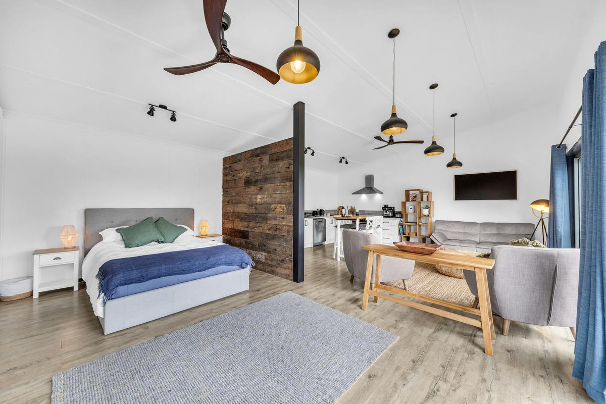 Studio Apartment