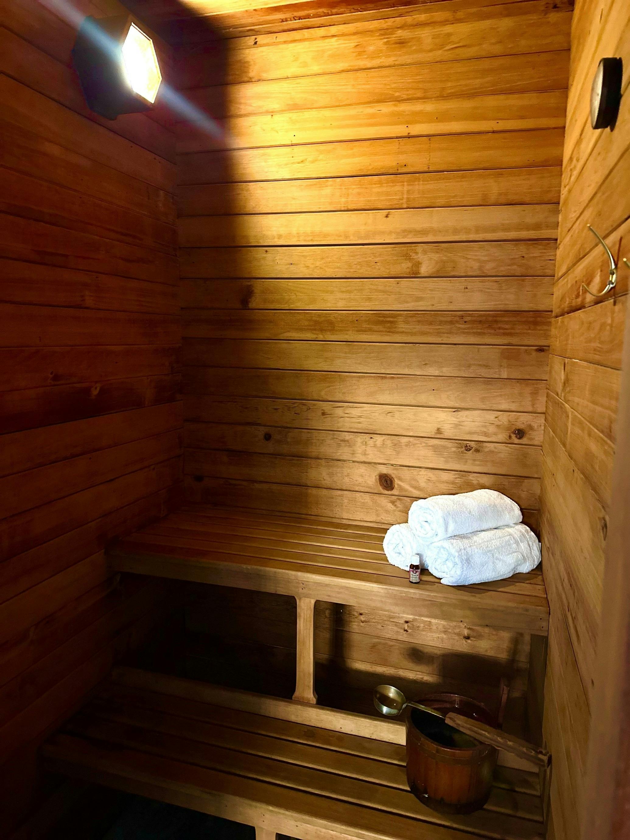 Hot Stone Sauna