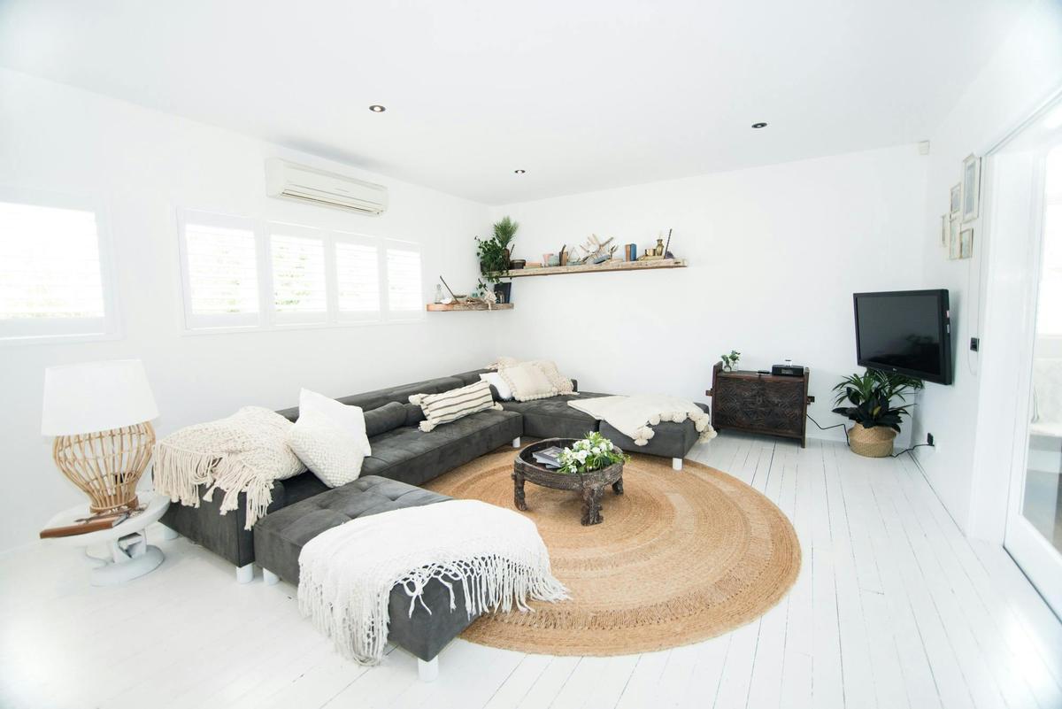 Cactus Rose Villa - Living Room