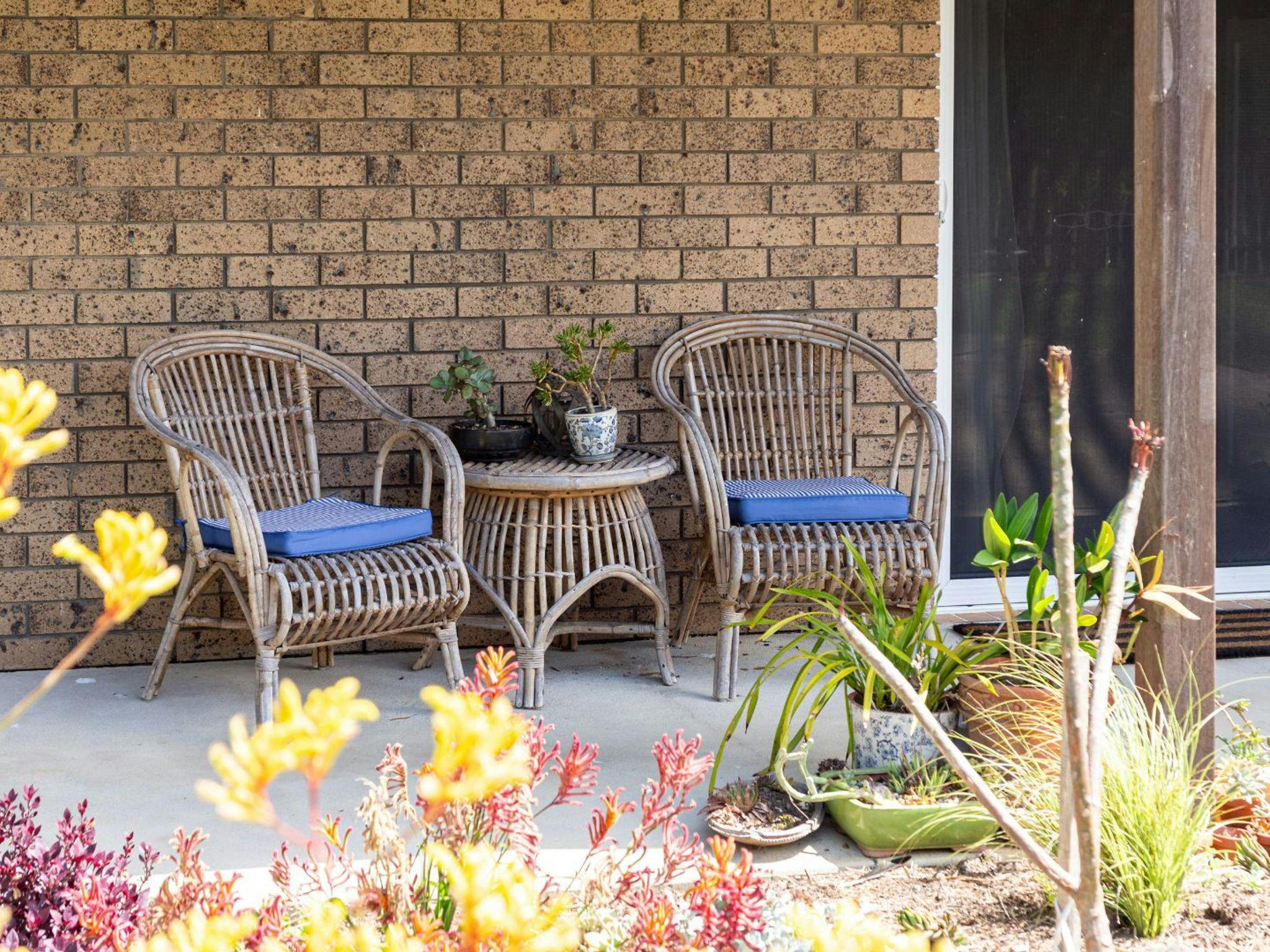 Casa Blu | Outdoor entertaining | Garden views