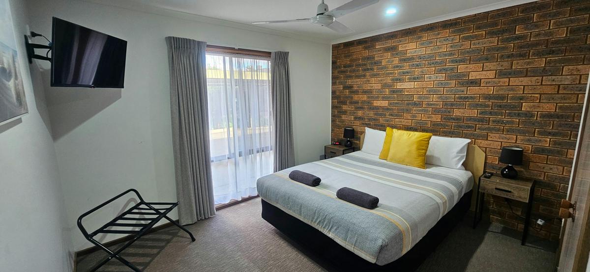 Self-contained Two Bedroom Units