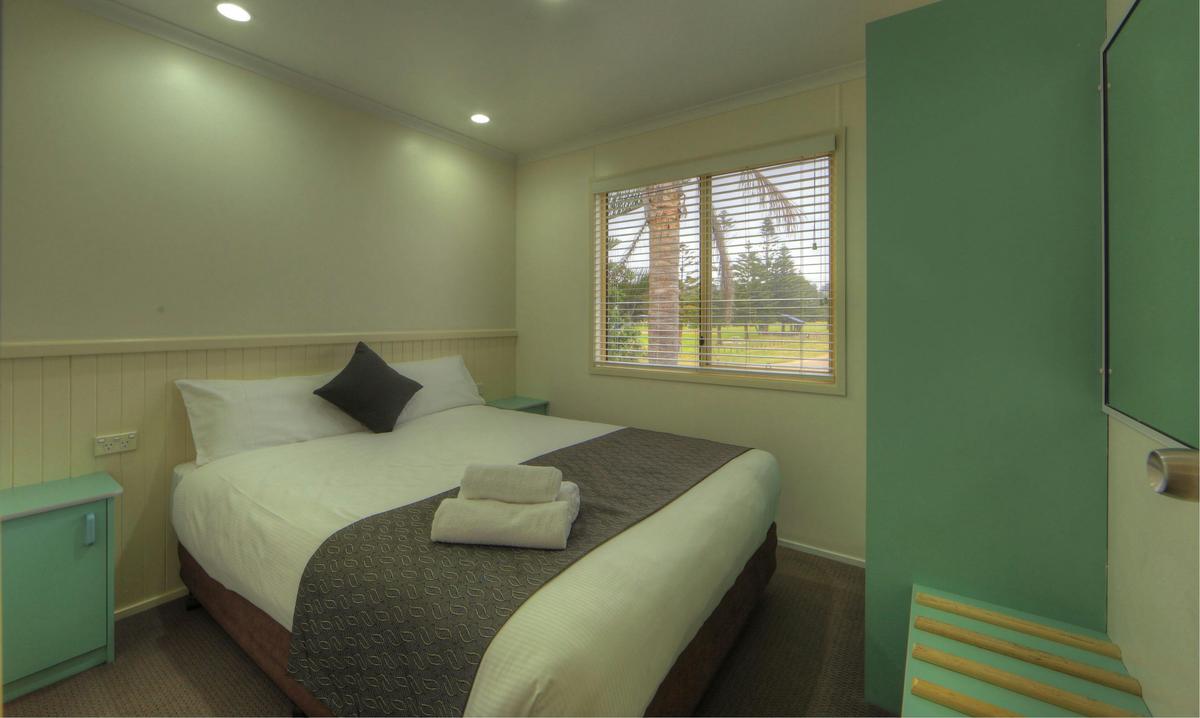 Elevated Ocean View Villa - Main Bedroom