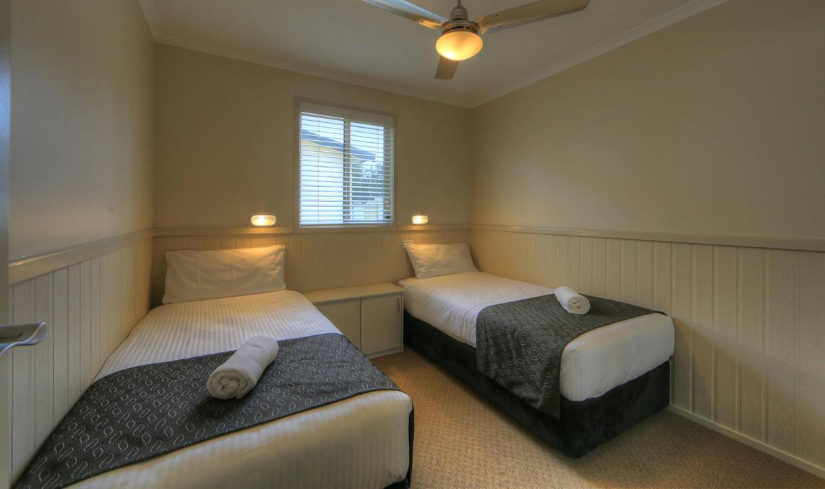 3 Bedroom Beachfront Villa - 2nd Bedroom