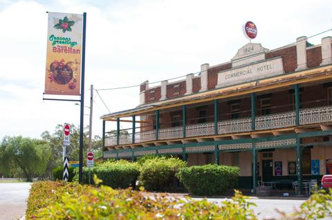 Commercial Hotel Barellan