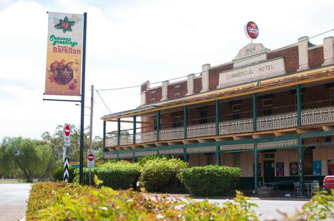 Commercial Hotel Barellan