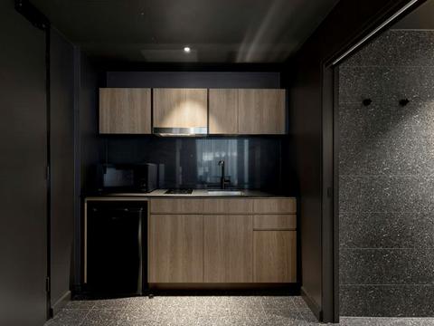 Citadines Walker North Sydney | Studio Premier Kitchenette