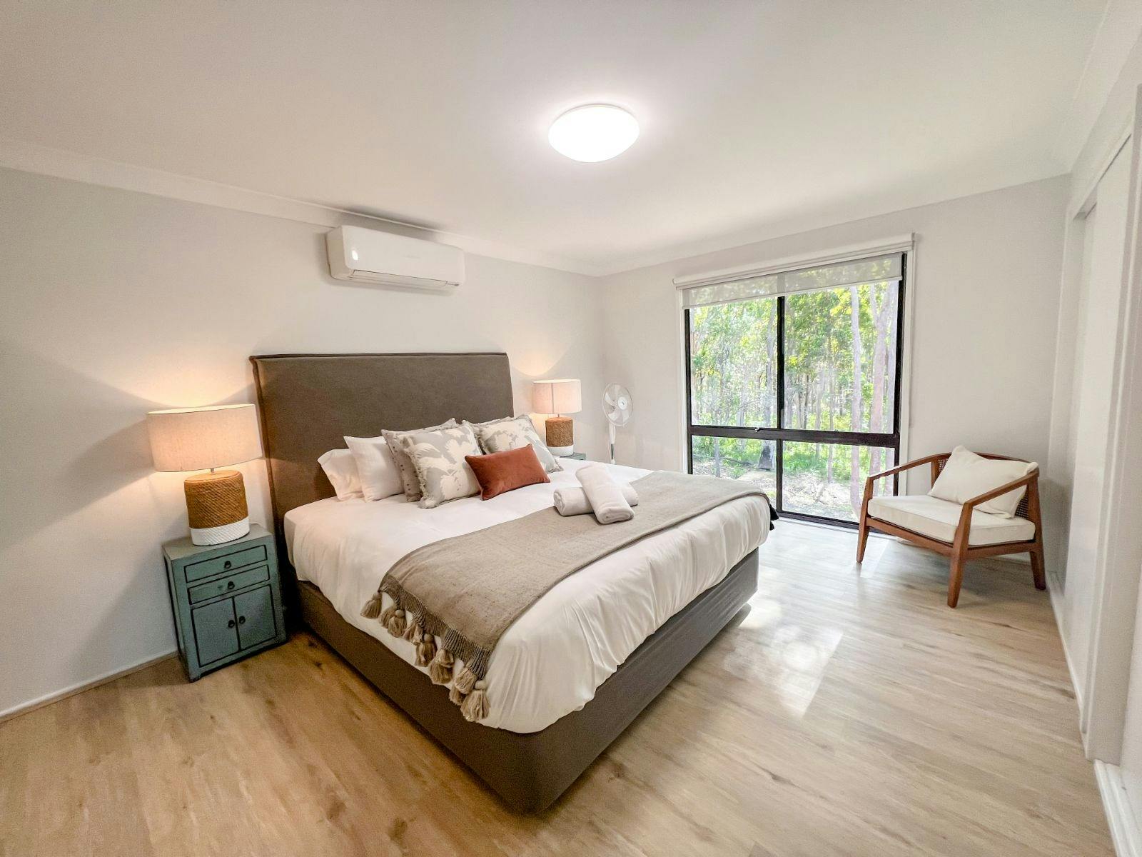 Bedroom 1 has king bed with ensuite and air conditioning