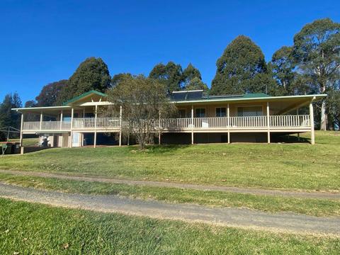 Dangar Falls Lodge Camp and Caravan