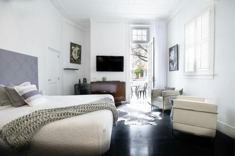 Loveridge Suite