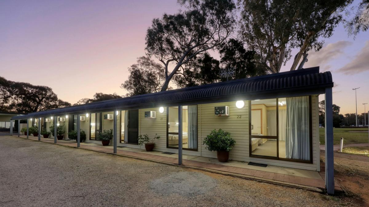 Golf Course View Motel Room External