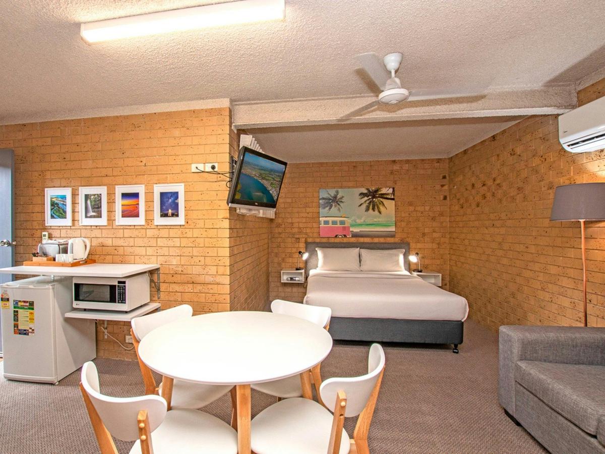 Coast Inn Motel