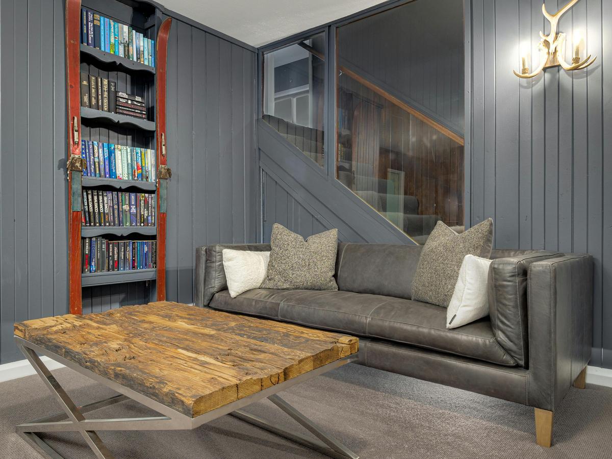 Communal Bookcase… borrow one to keep