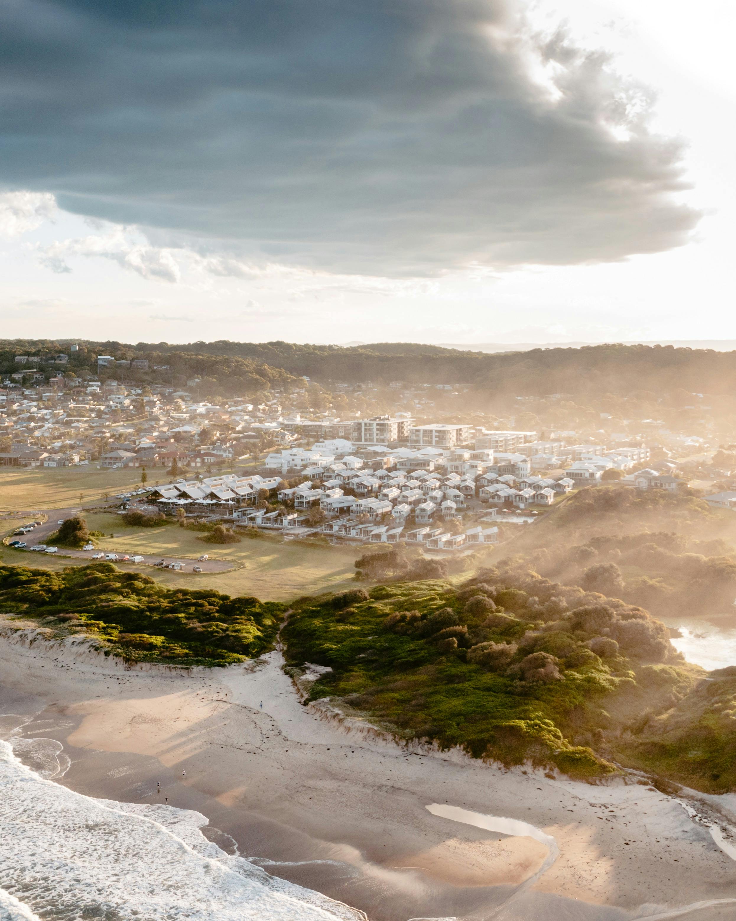 Caves Coastal Bar & Bunglows Accommodation