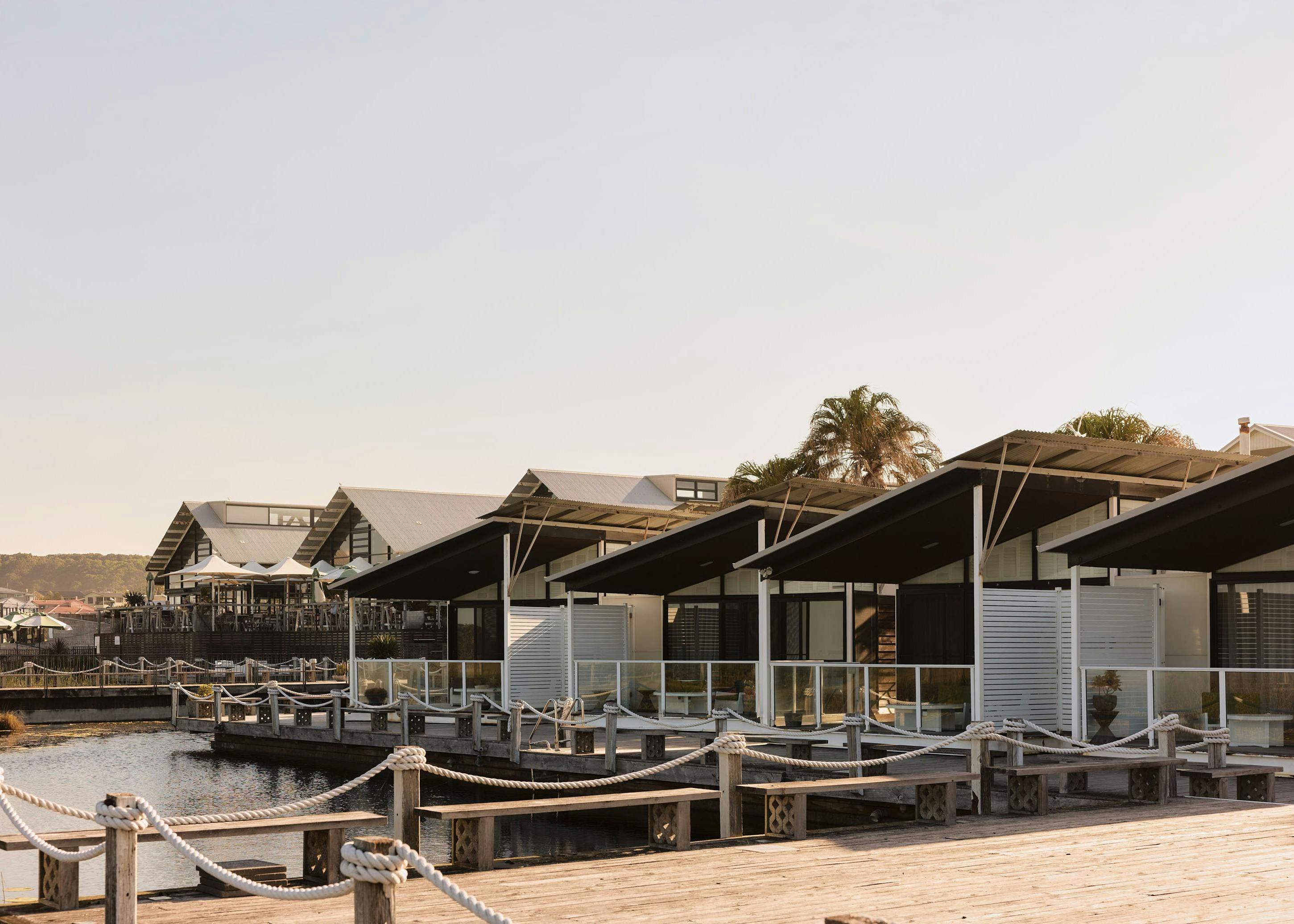 Caves Coastal Bar & Bunglows Accommodation