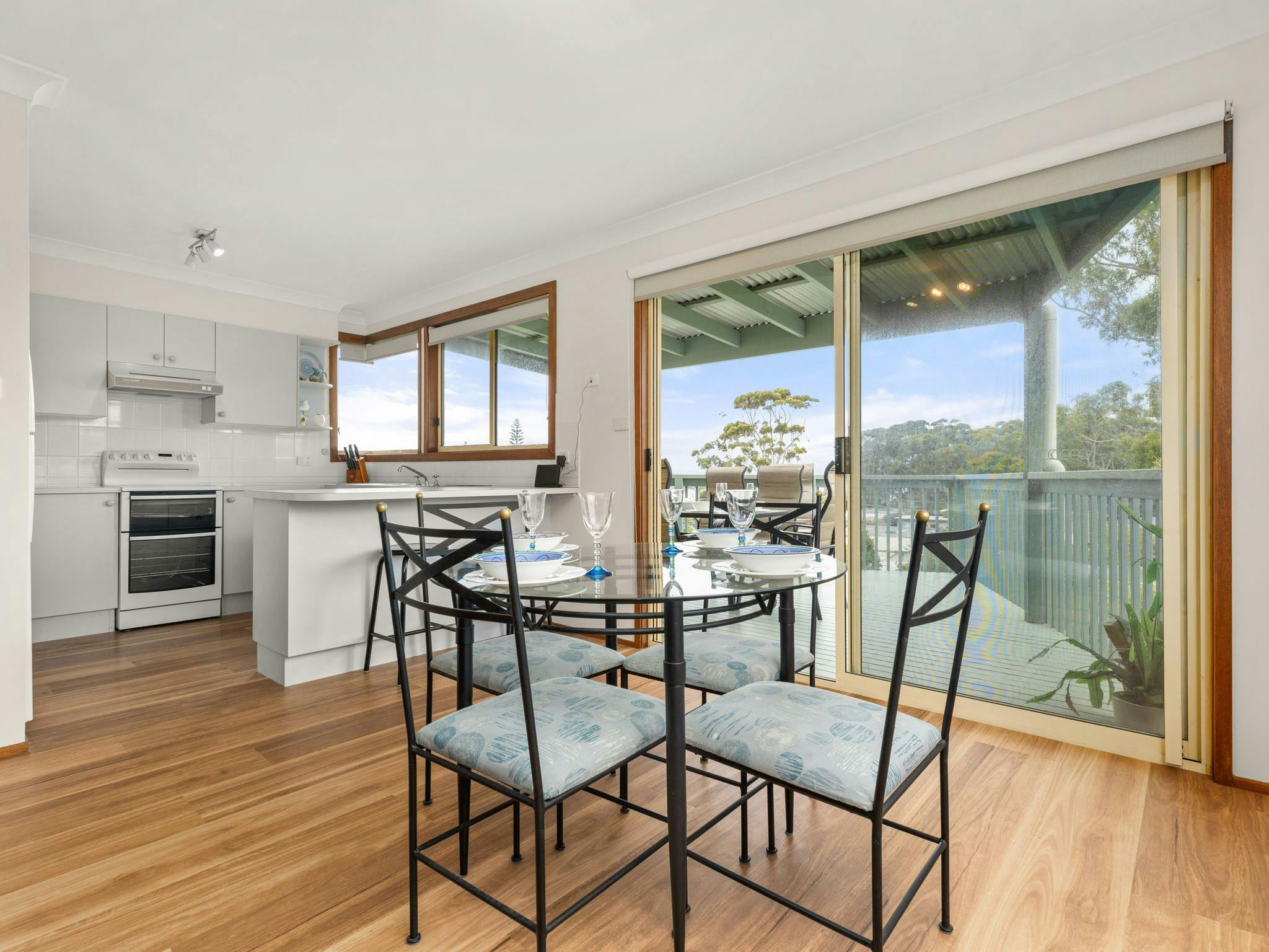 Daybreak - Experience Jervis Bay