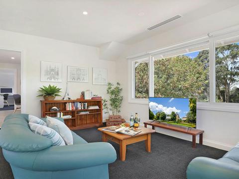 Centennial Views Apartment