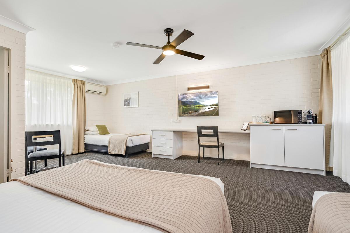 Elizabeth Motor Inn Adamstown