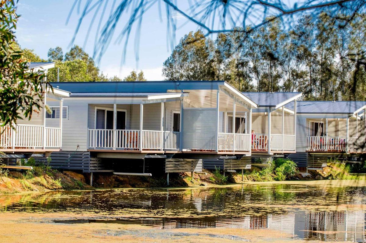 Discovery Parks - Byron Bay - Deluxe Studio Cabin - Sleeps 2