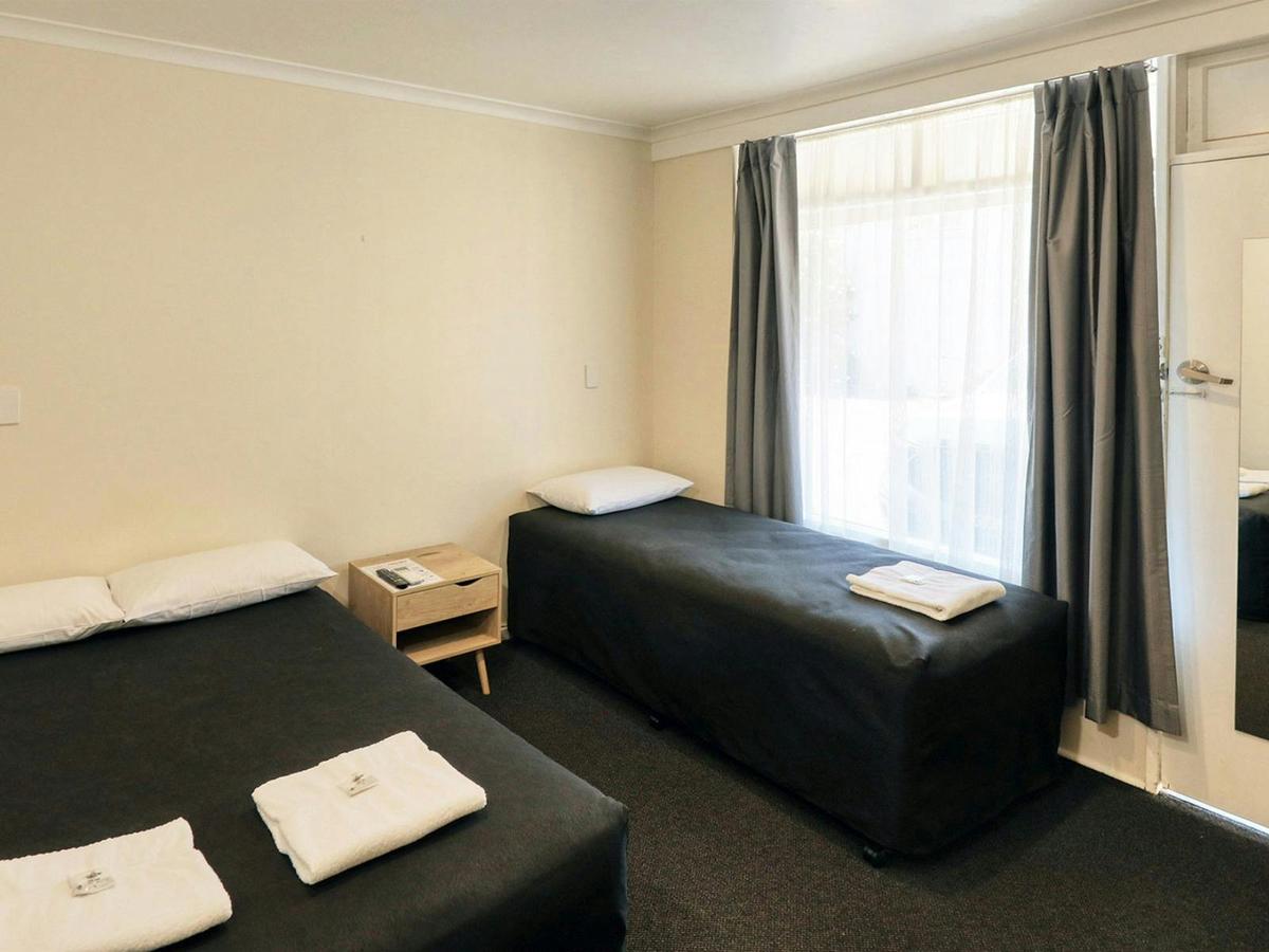 oachman Hotel Motel Double Room