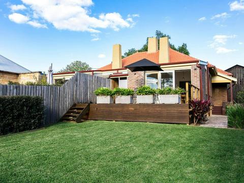 Cockatoo Island Garden Riverview Apartment