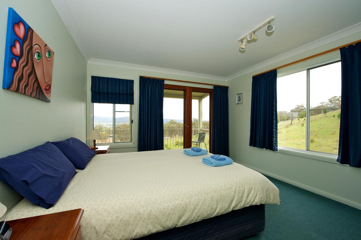 Chabara Cottage master bedroom