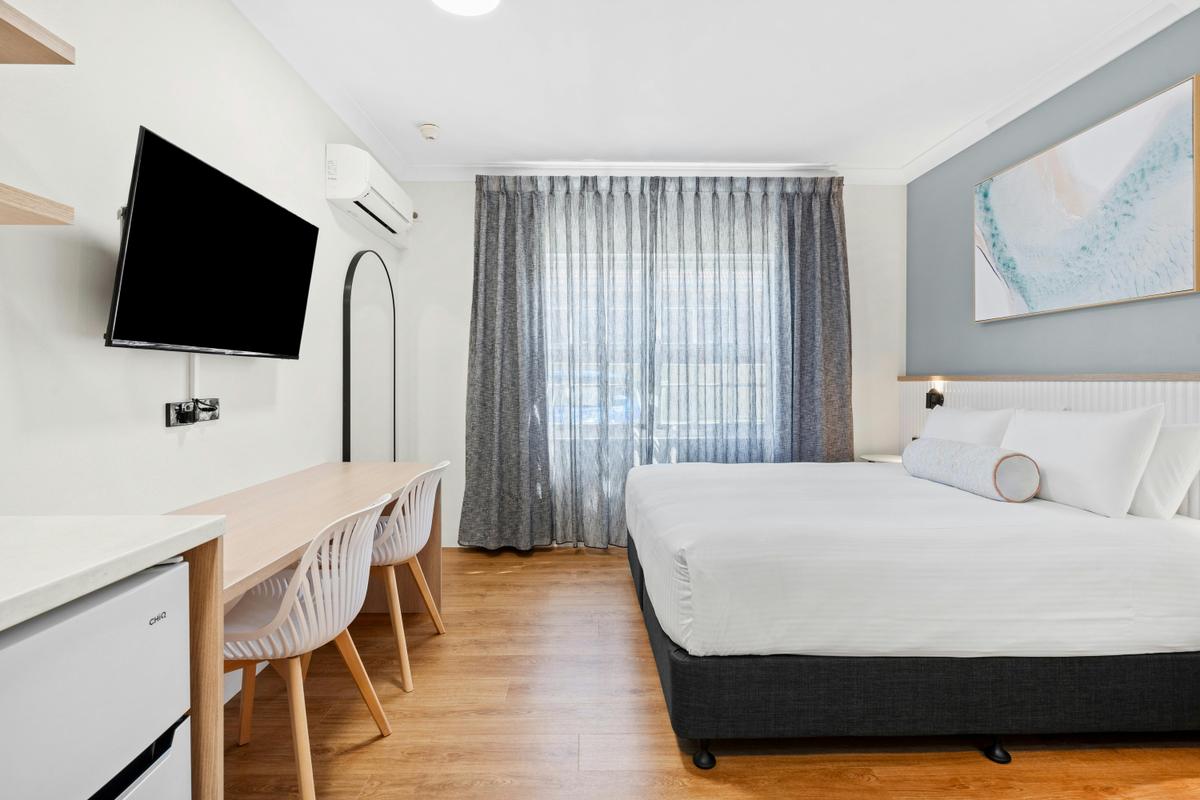 Deluxe King Rooms