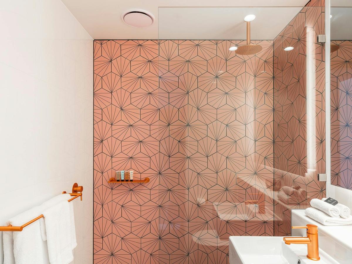 Economy Room Bathroom