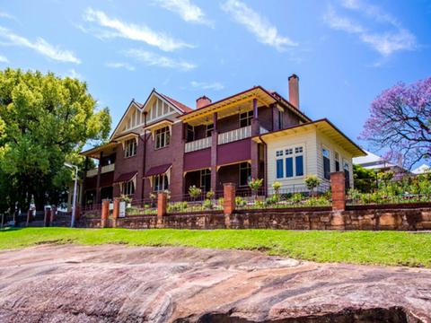 Cockatoo Island Heritage Holiday Houses