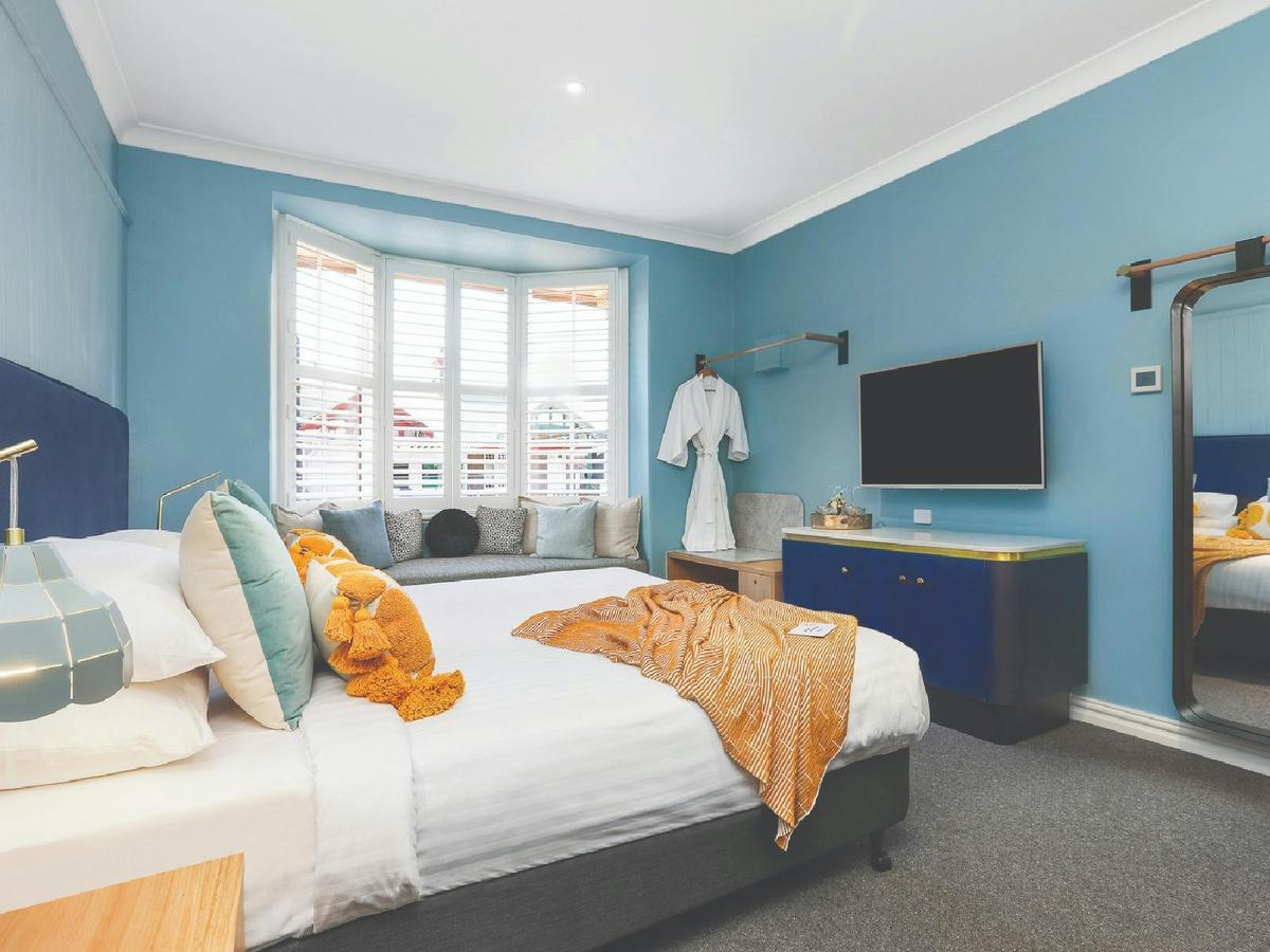 Coogee Bay Hotel - Bay Room