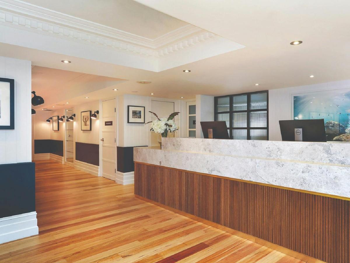Coogee Bay Hotel Reception - 9 Vicar Street