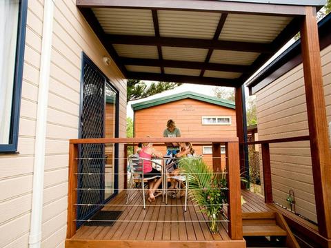 Superior Grevillea Villa