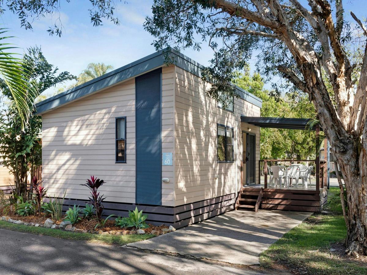 Superior Grevillea Villa