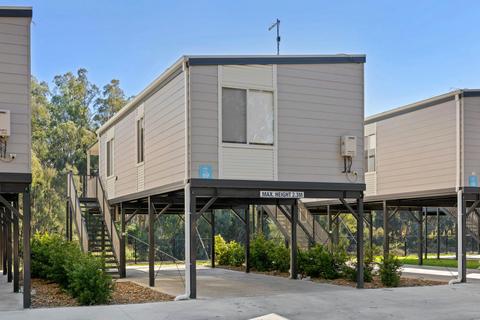 Deluxe 2 Bedroom Waterfront Cabin - Sleeps 5