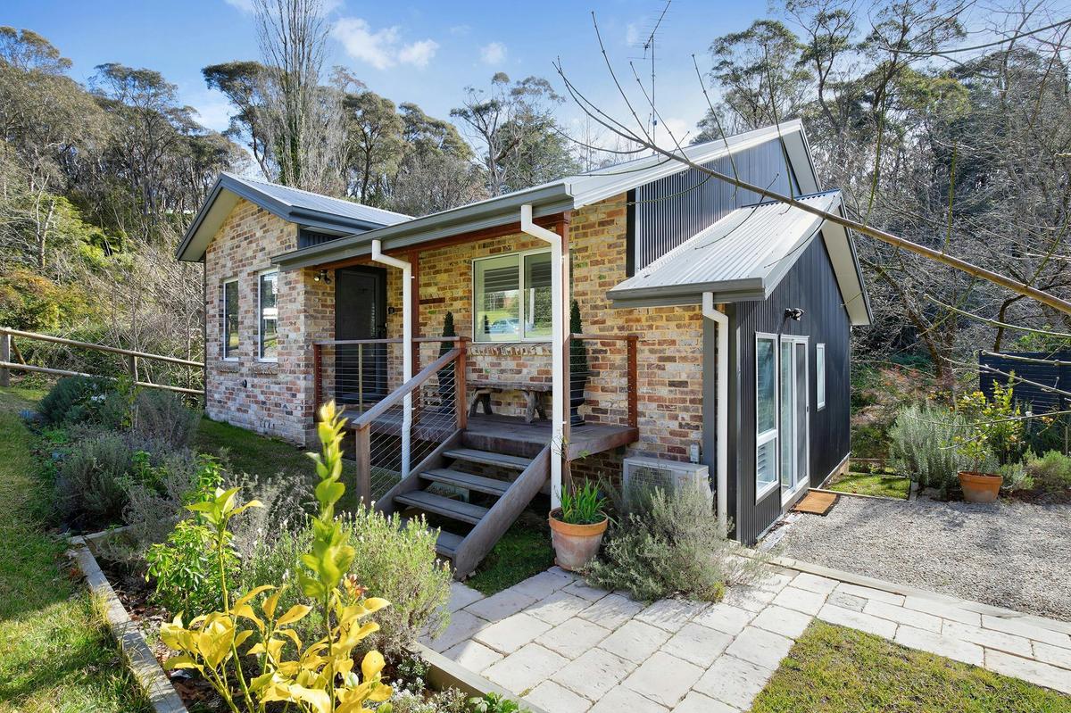 Sunny Corner Cottage