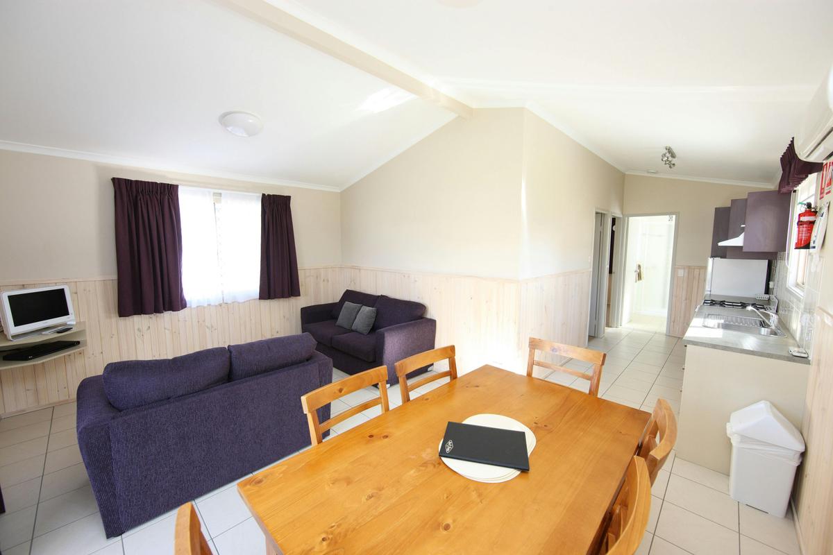 2 bedroom deluxe 6 berth cabin internal
