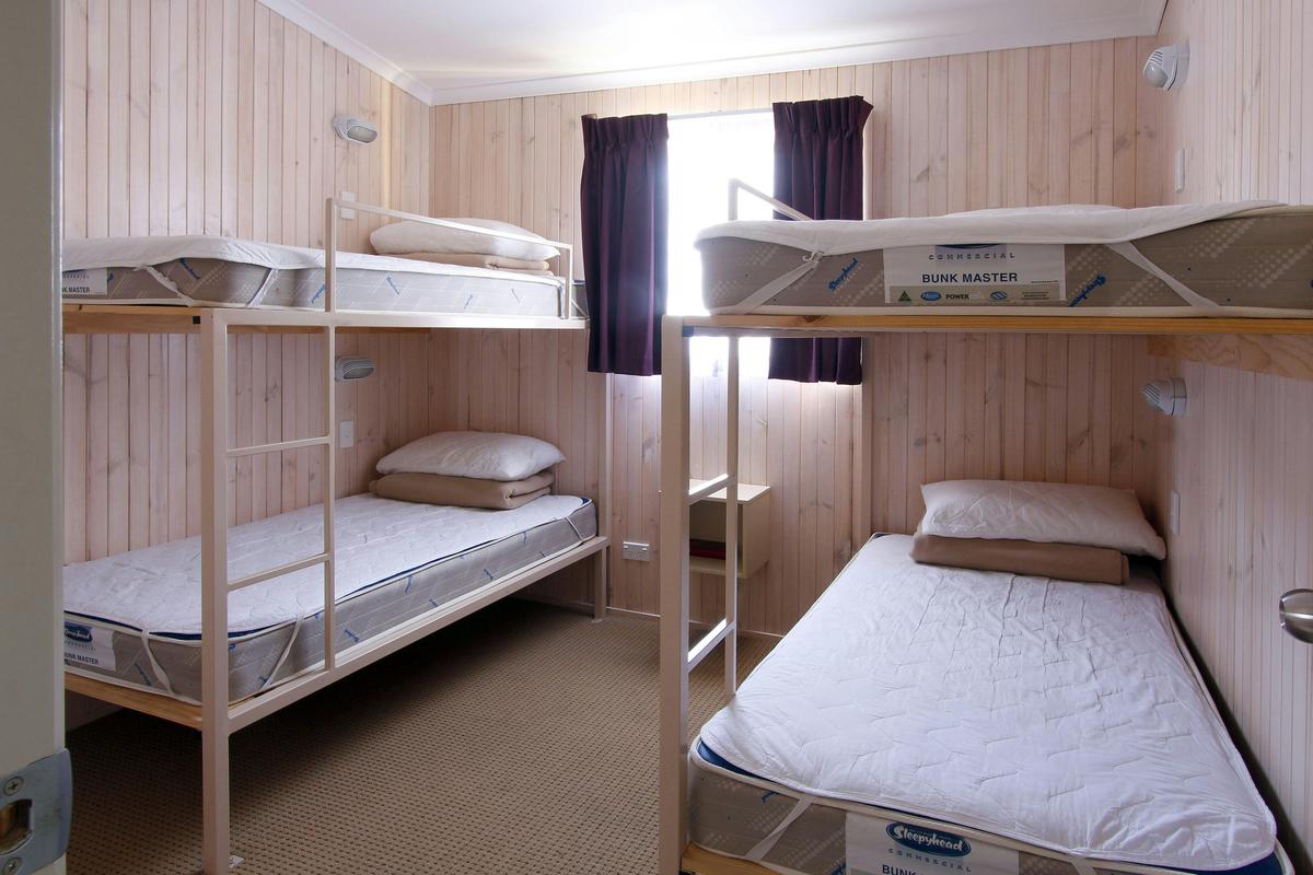 2 bedroom deluxe 6 berth cabin internal