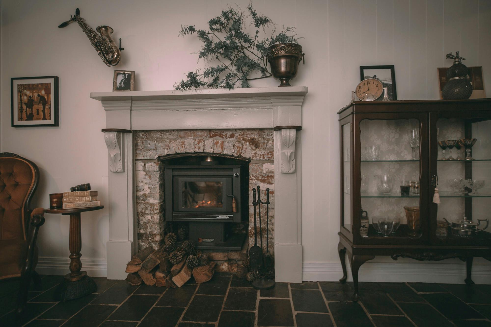 Dining room with fireplace