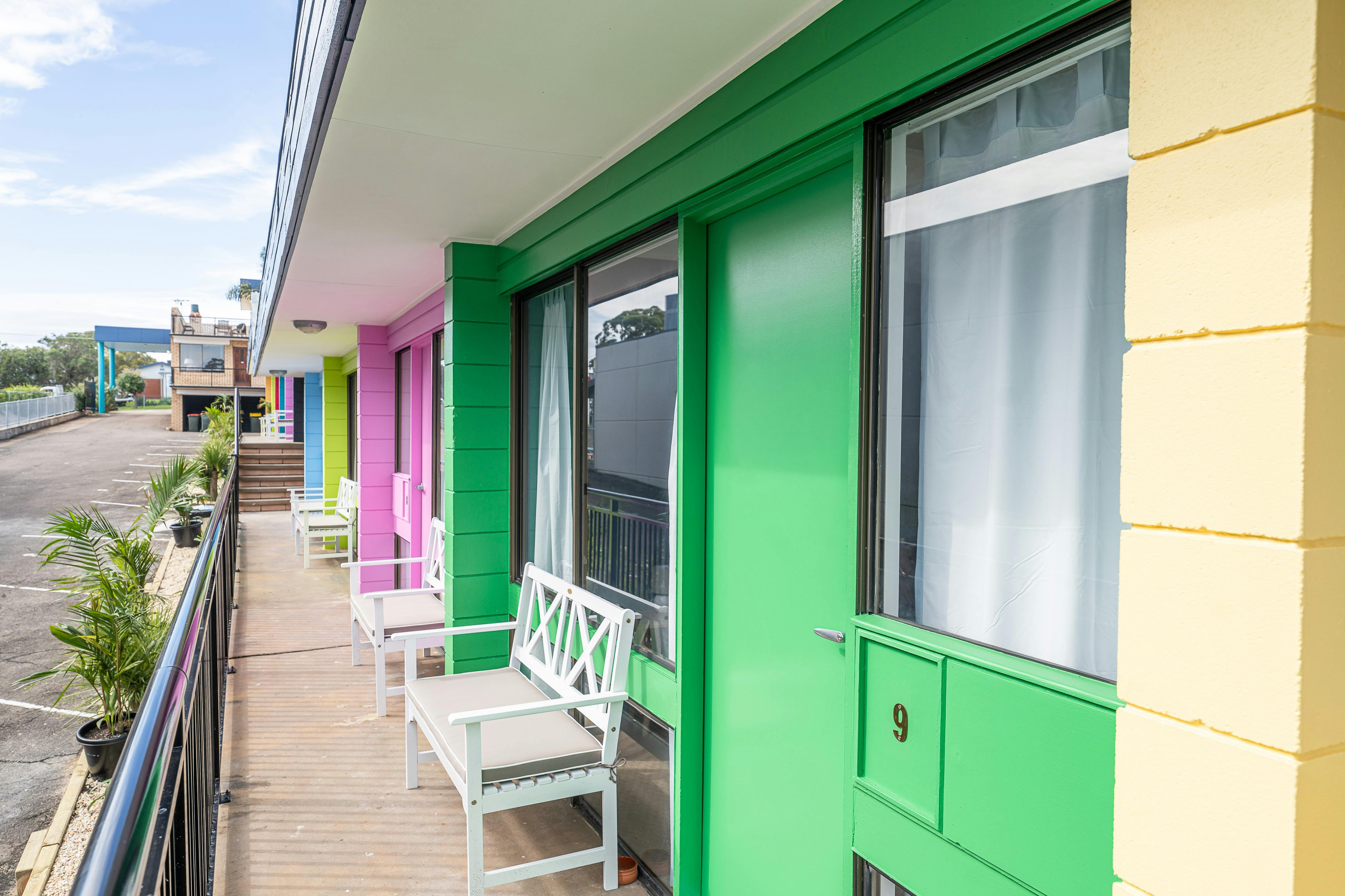 Coast Motel Exterior