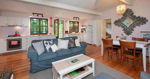 Lounge room