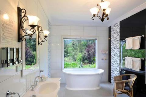 Bathroom overlooking the Billabong