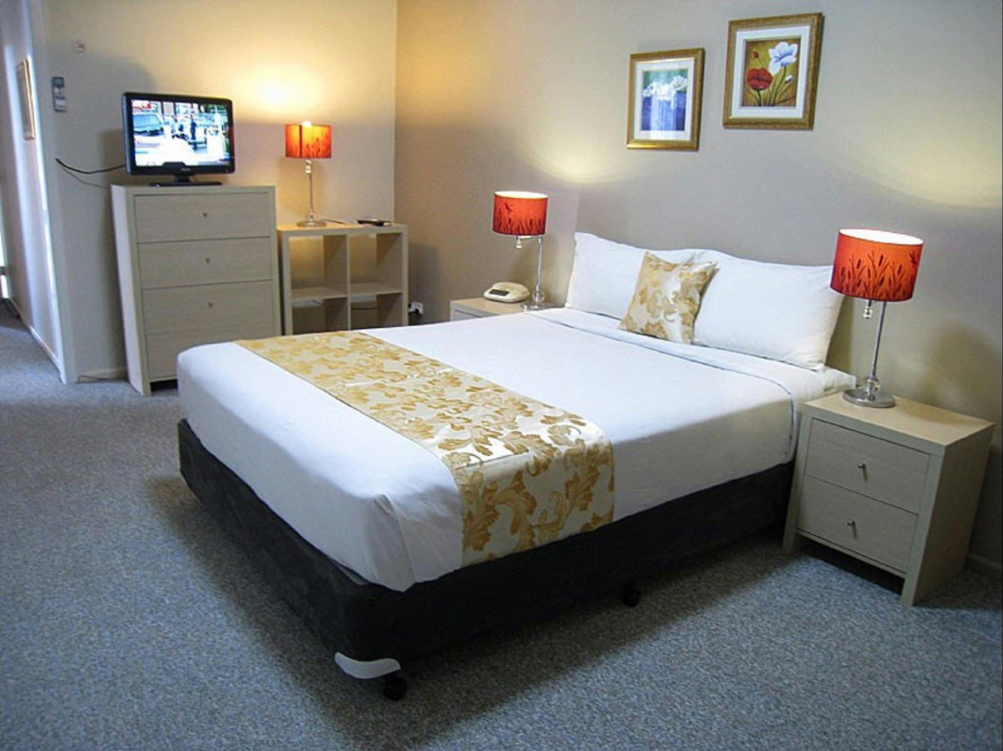 Country Lodge Motor Inn