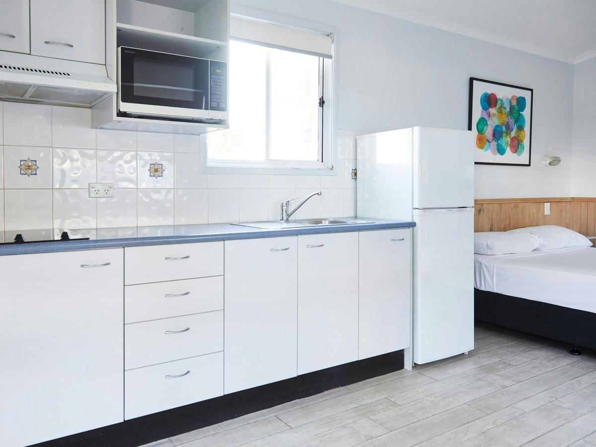 NRMA_CH-Lakeside-Cabin