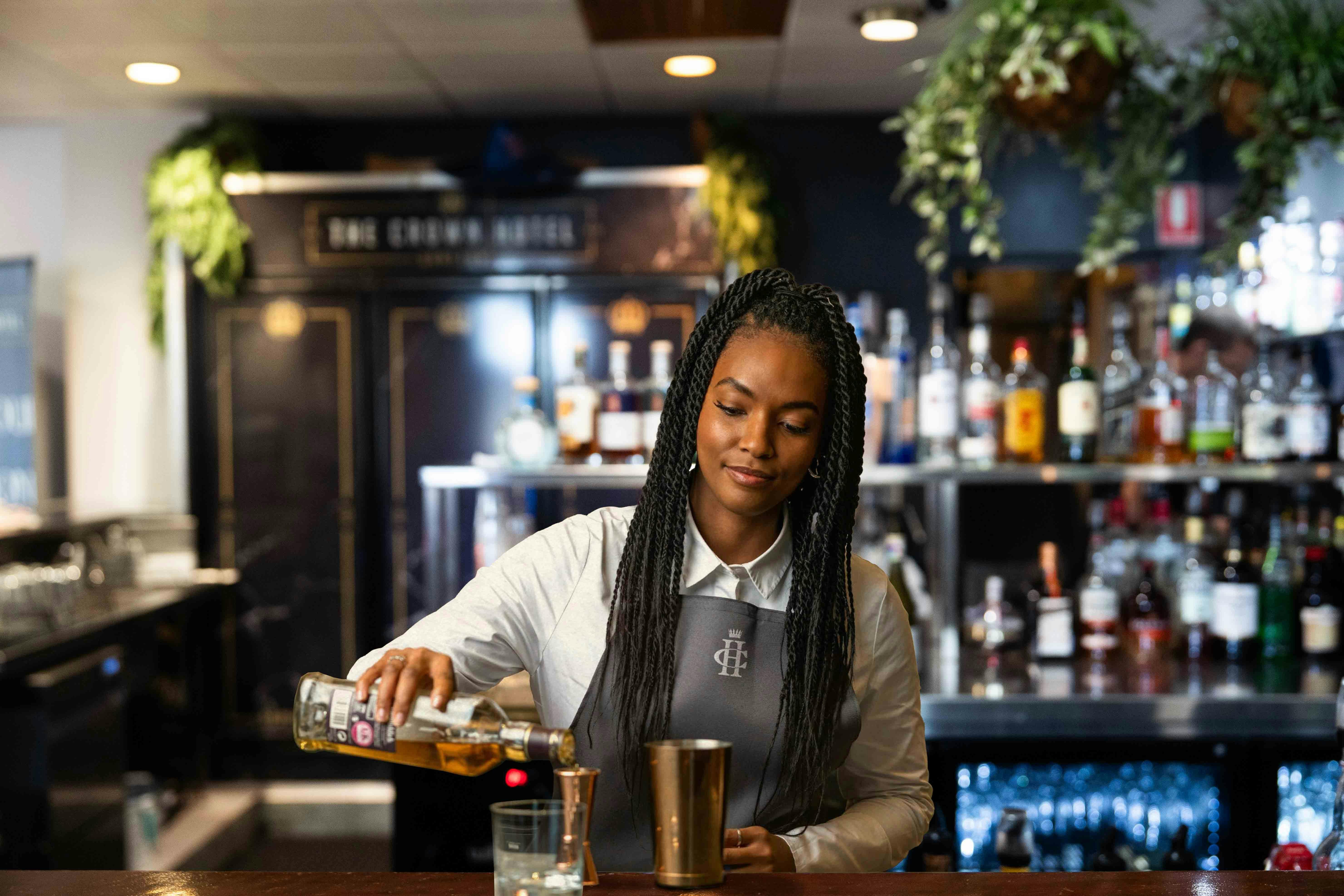 Bar open 7 days till late.