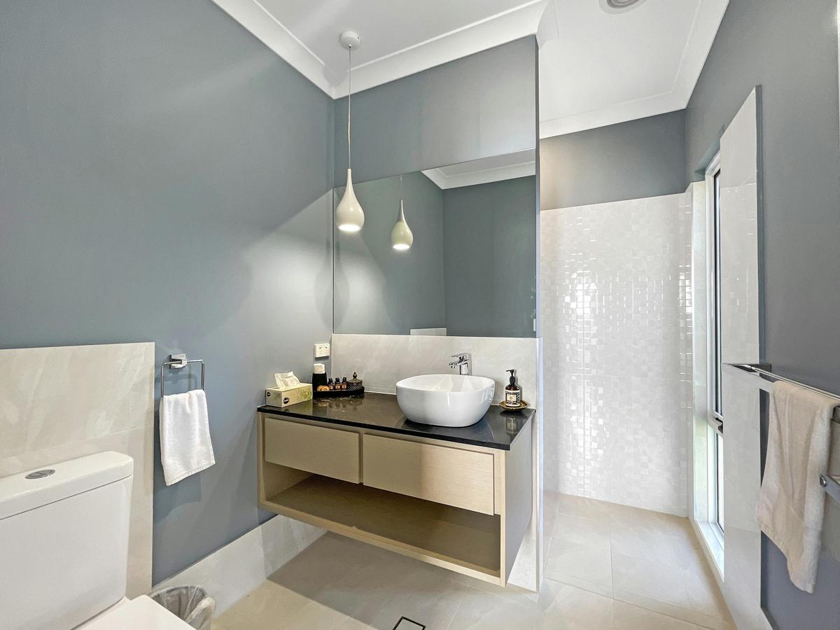 Figtree Cottage bathroom