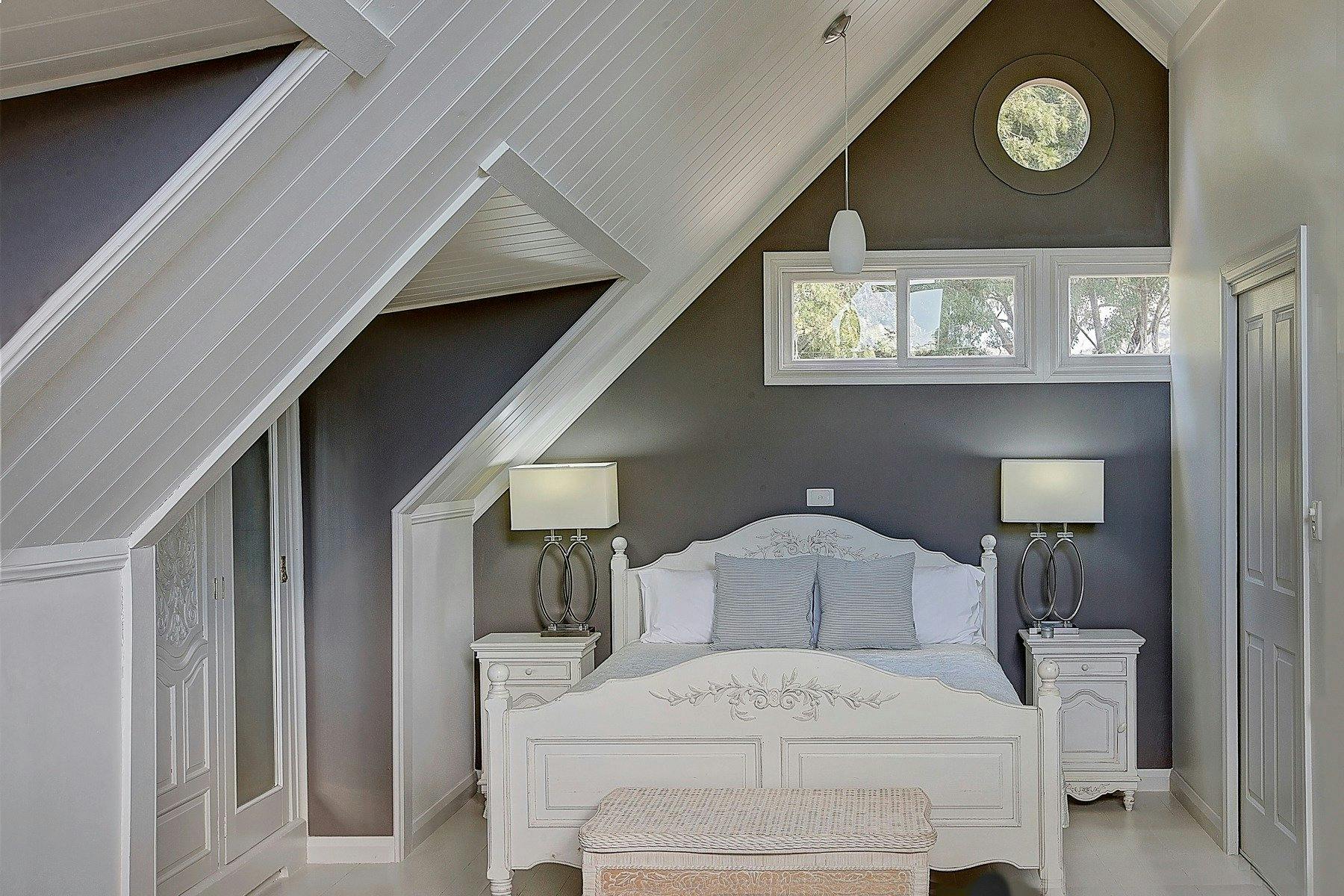 Loft Cottage looks over the whole property.