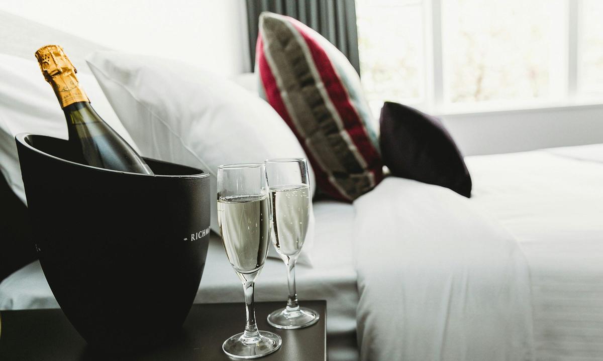 Coniston Hotel Wollongong - Queen Room