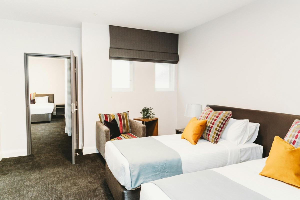 Coniston Hotel Wollongong - Two Bedroom Suite