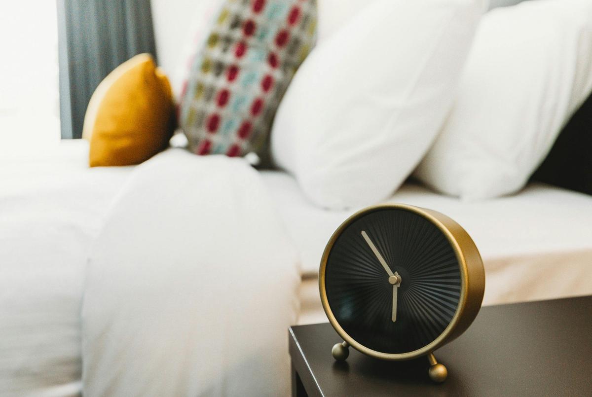 Coniston Hotel Wollongong - King Balcony Room